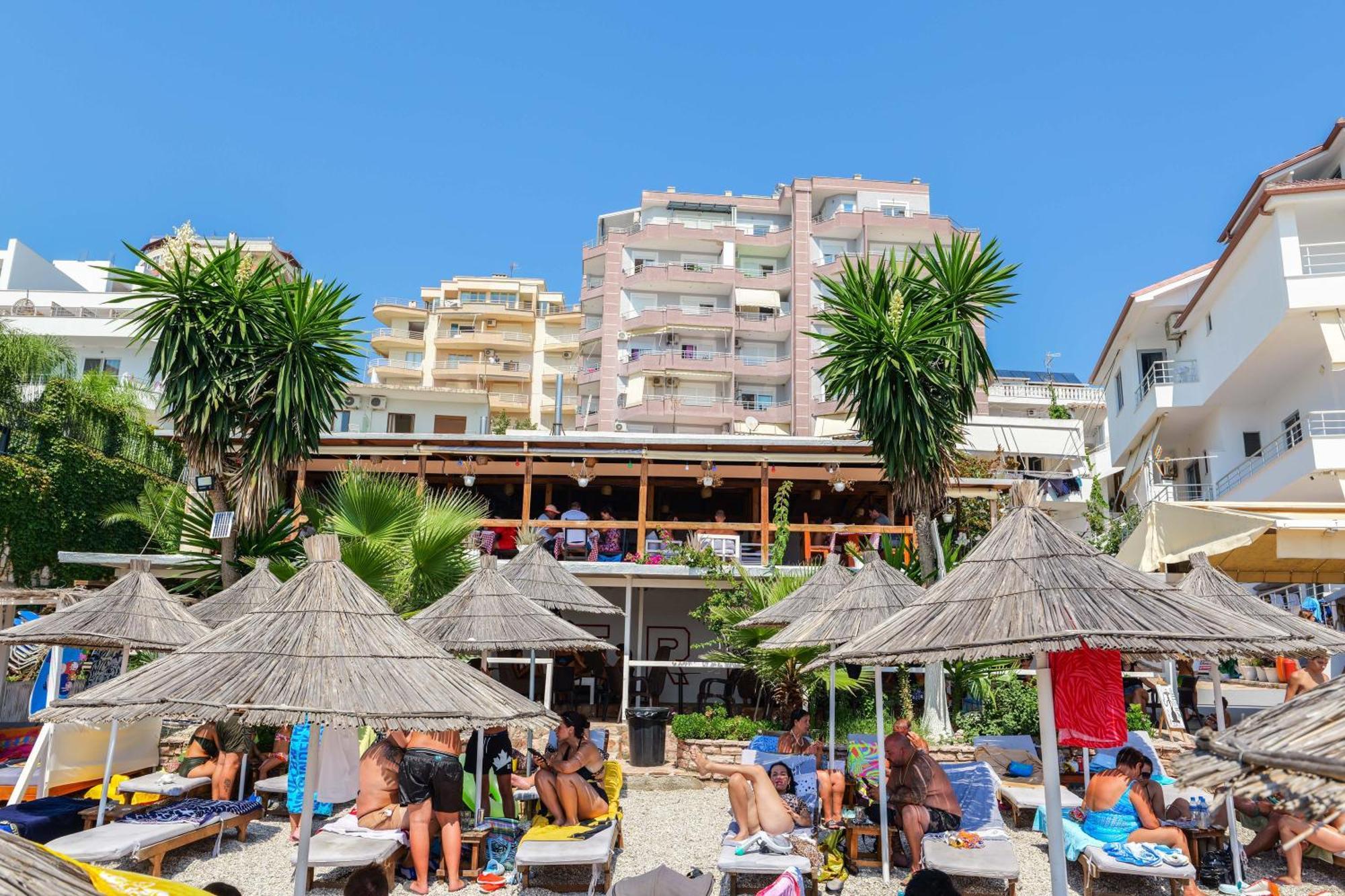 Vila Era Beach Саранда Экстерьер фото