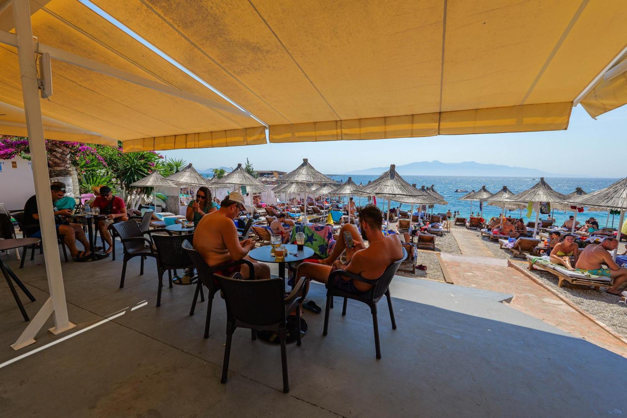 Vila Era Beach Саранда Экстерьер фото
