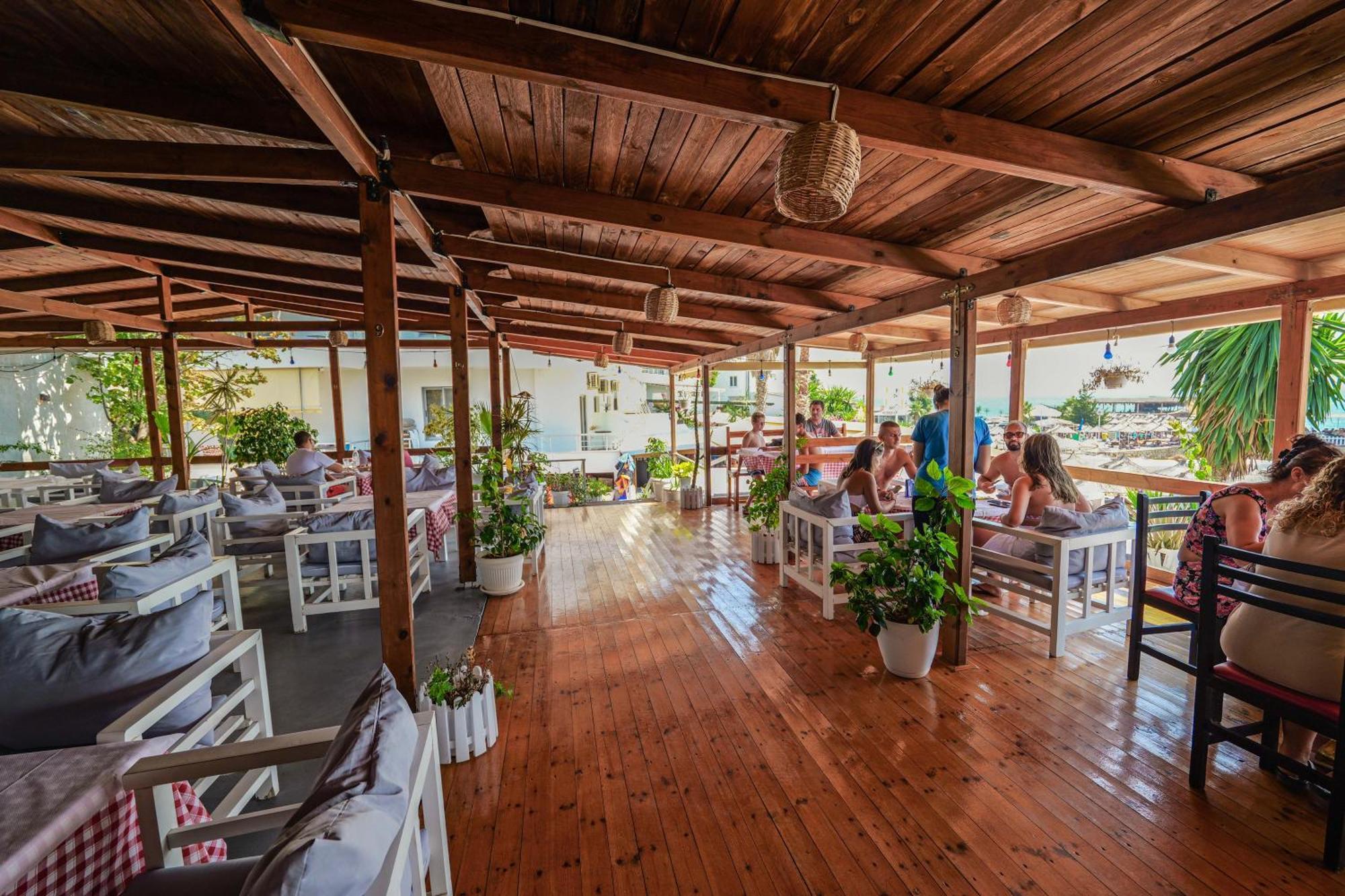 Vila Era Beach Саранда Экстерьер фото