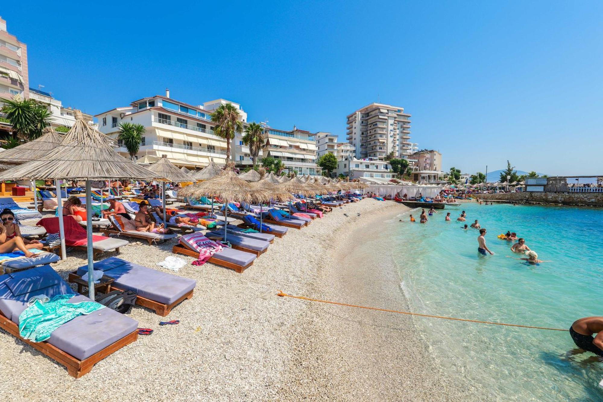 Vila Era Beach Саранда Экстерьер фото
