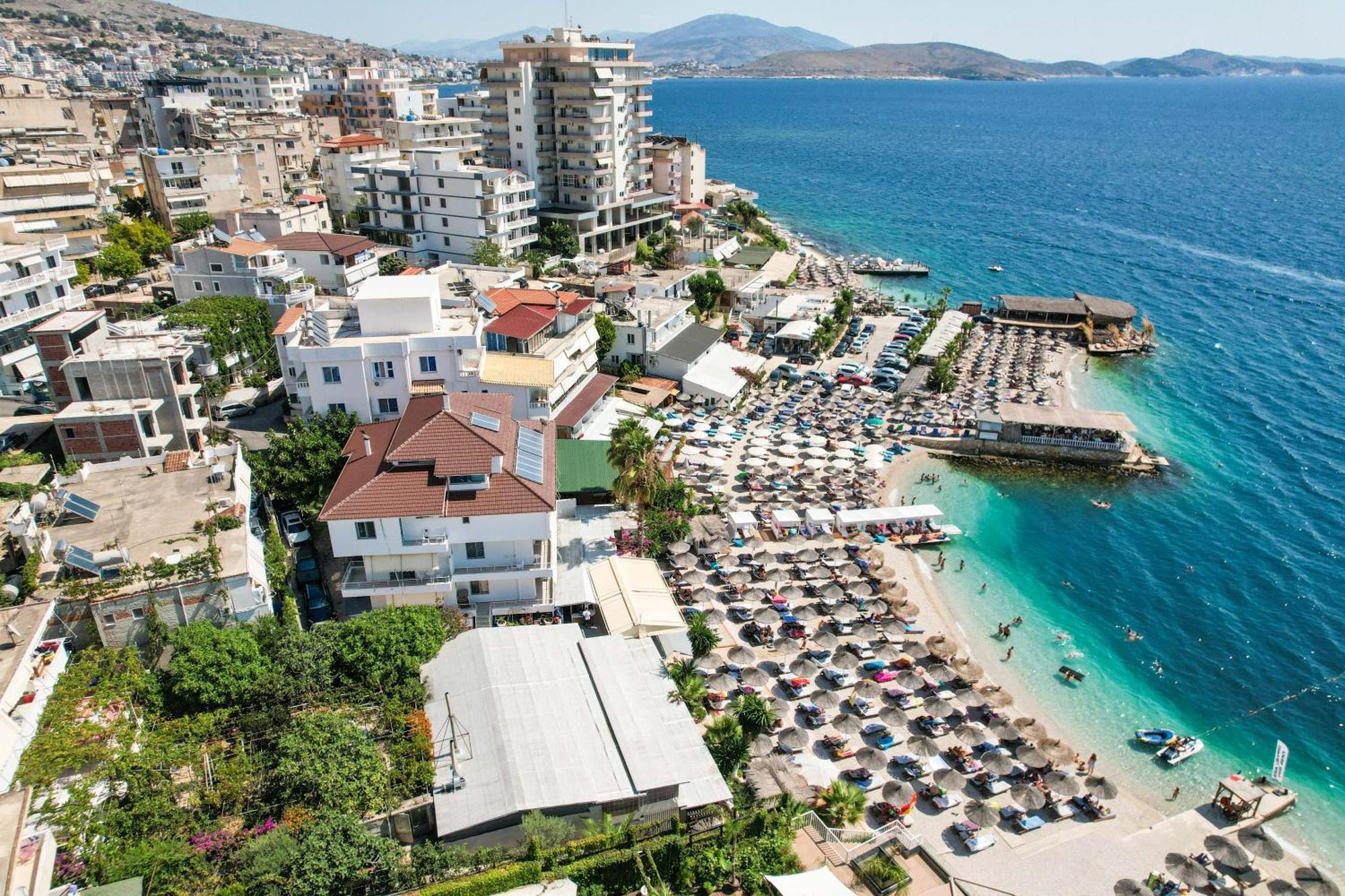 Vila Era Beach Саранда Экстерьер фото