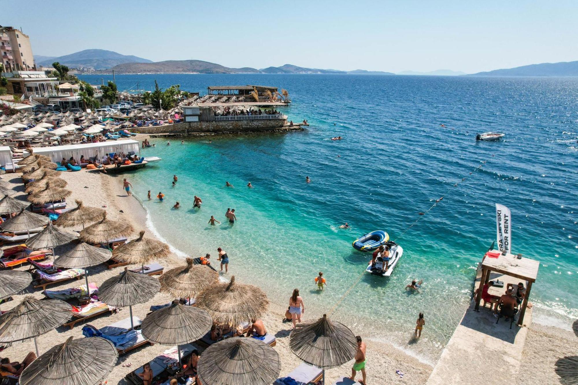 Vila Era Beach Саранда Экстерьер фото