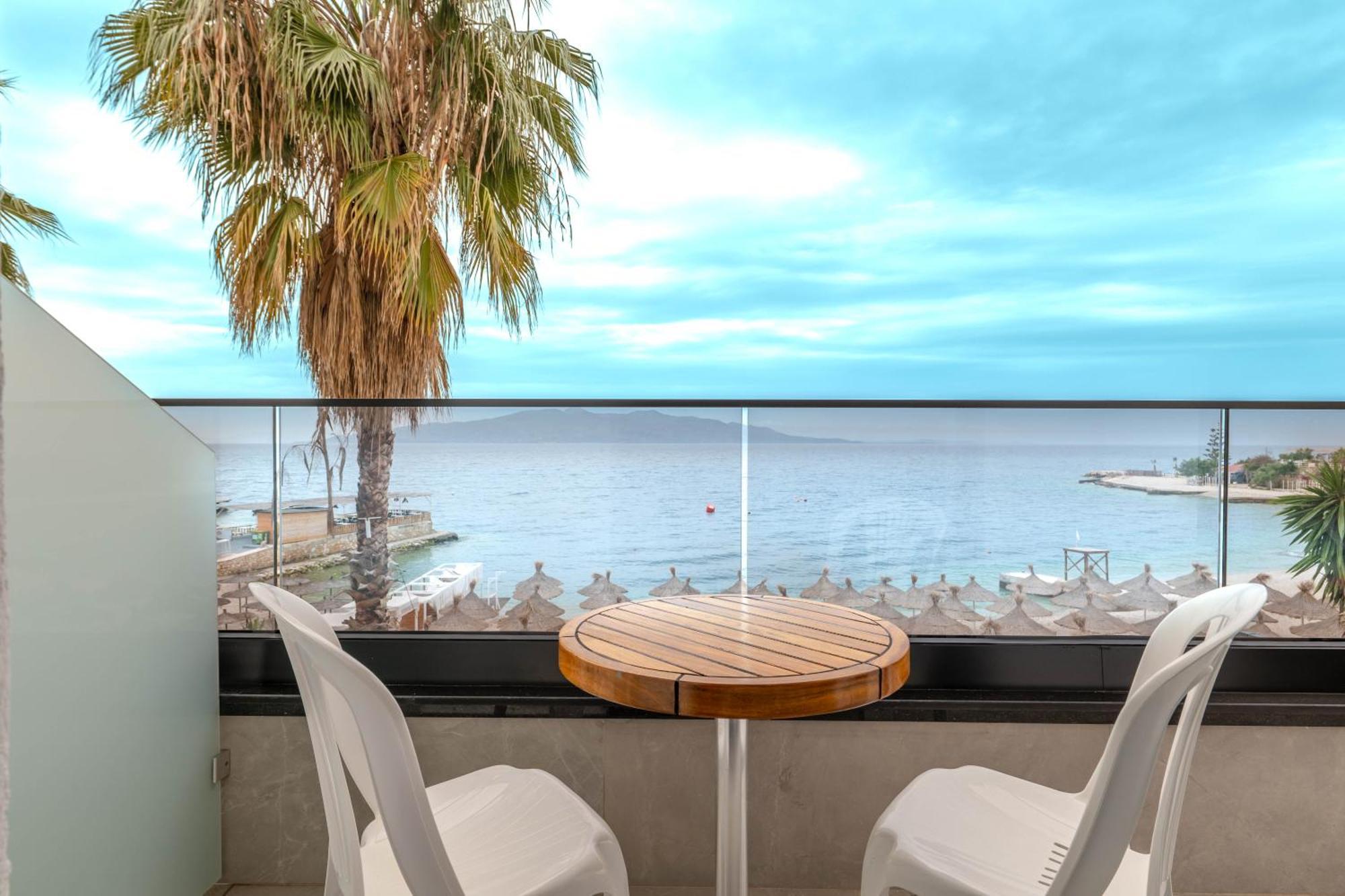 Vila Era Beach Саранда Экстерьер фото
